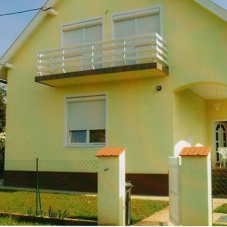 Apartmán Nora Apartman Balatonfůzfő Exteriér fotografie